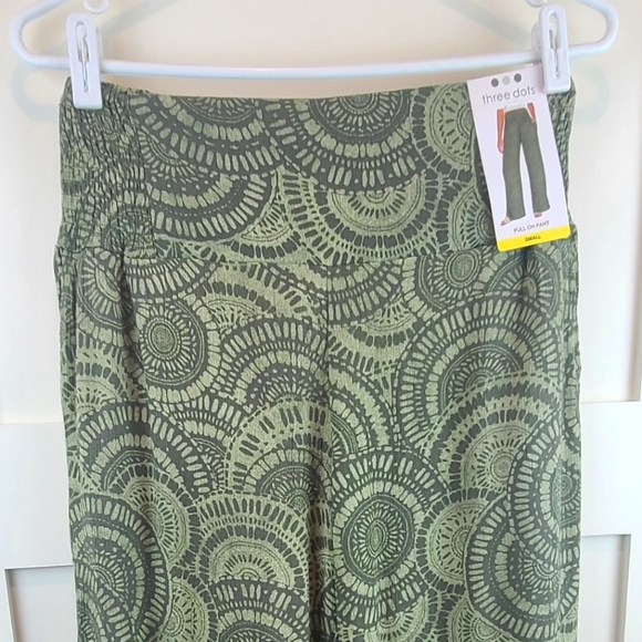 NWT ☆ Three Dots Green 'Woodland Mosaic' Pull-On Pants Small - Picture 5 of 13